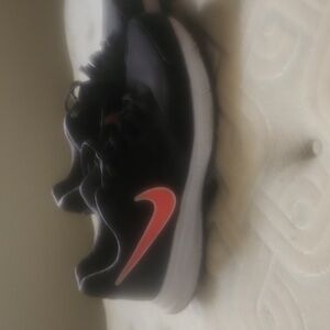 NIKE black and coral  size 10 downshifter